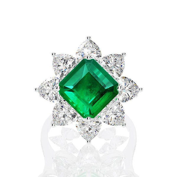 3 carat vivid green emerald halo ring in 925 silver, perfect for engagement and wedding