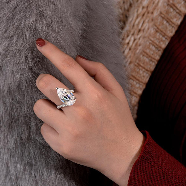 5 Carat D Color Engagement Pear-Shaped Lab-Grown Diamond Ring