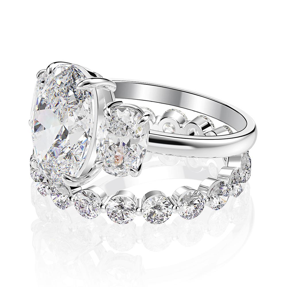 2-carat D color diamond wedding ring set with luxury halo design, perfect for engagement and wedding jewelry.