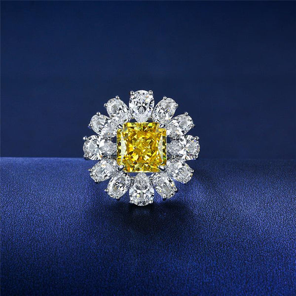 7-carat princess-cut Daisy Flower diamond ring, featuring a stunning halo design. Perfect for weddings, anniversaries, and special moments.