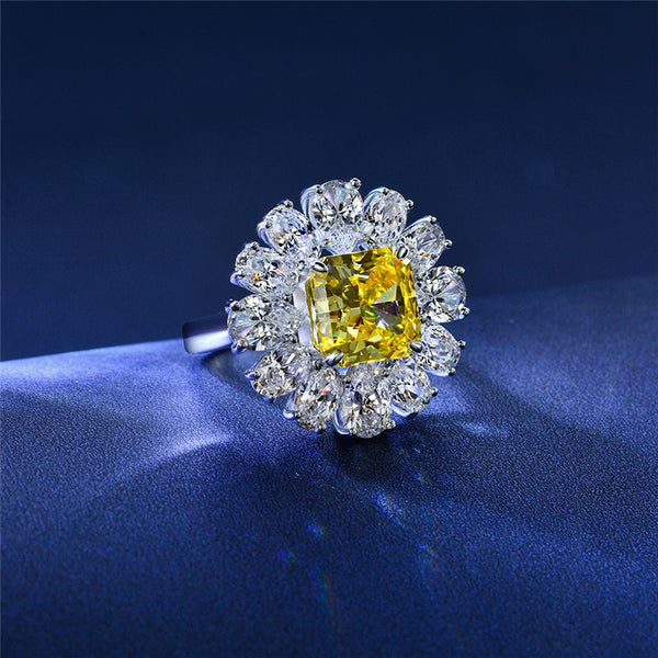 7-carat princess-cut Daisy Flower diamond ring, featuring a stunning halo design. Perfect for weddings, anniversaries, and special moments.