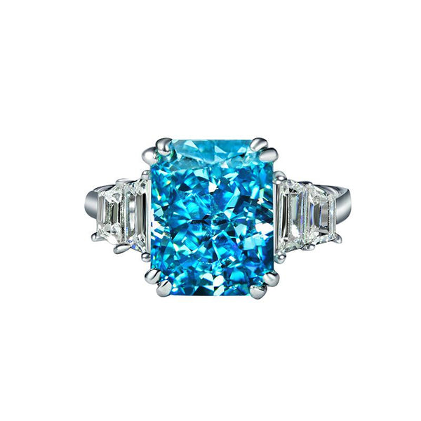2.5 Carat Rectangular-Cut Ocean-Blue Aquamarine Ring with Step-Cut Diamonds and White Gold Band, Modern Statement Jewelry Design